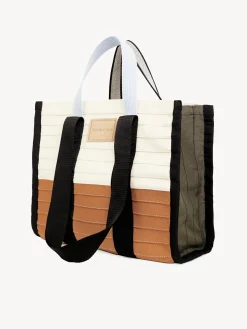 Women Chloé Bobbie Small Square Tote