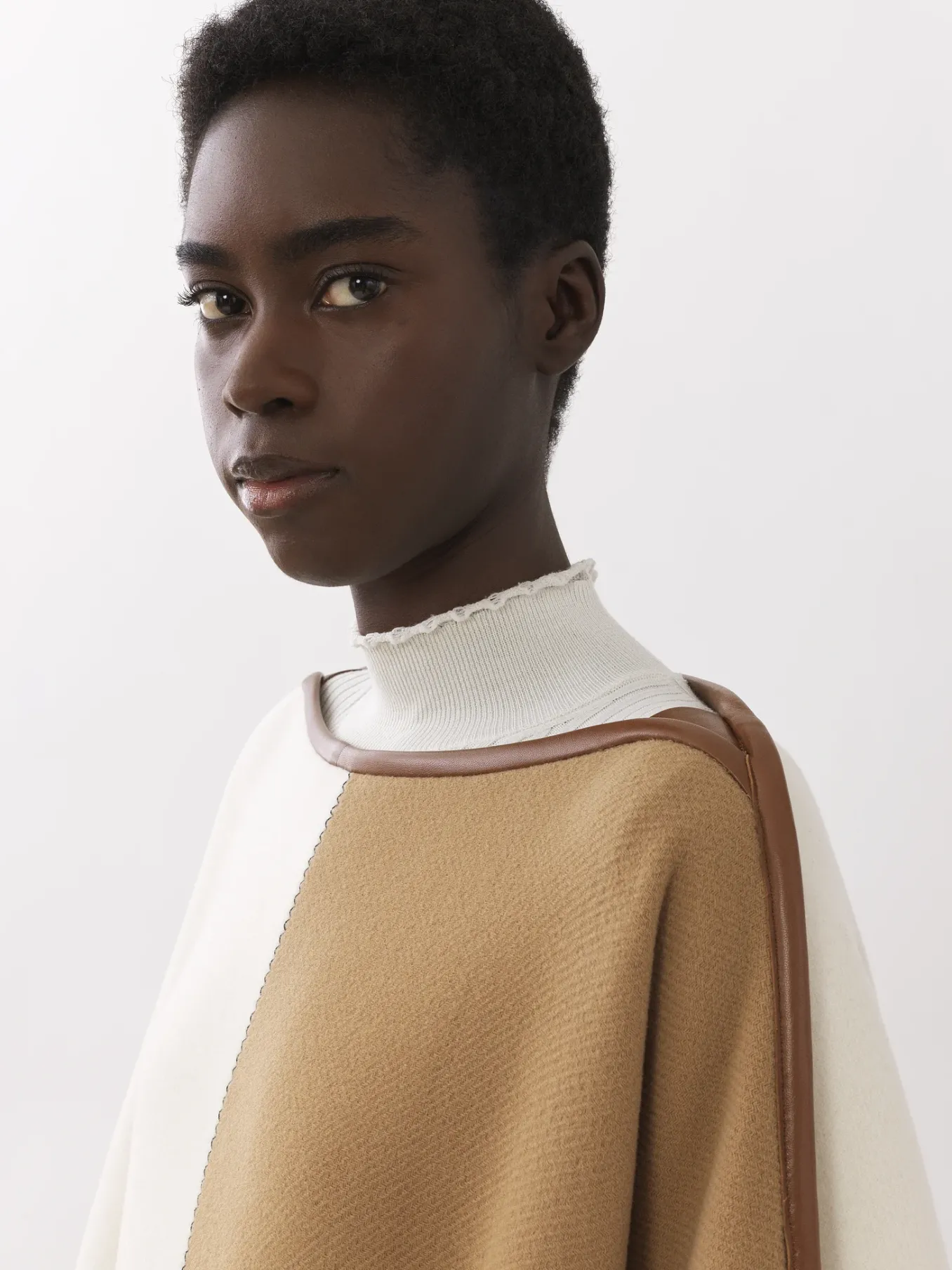Women Chloé Colour-Block Poncho