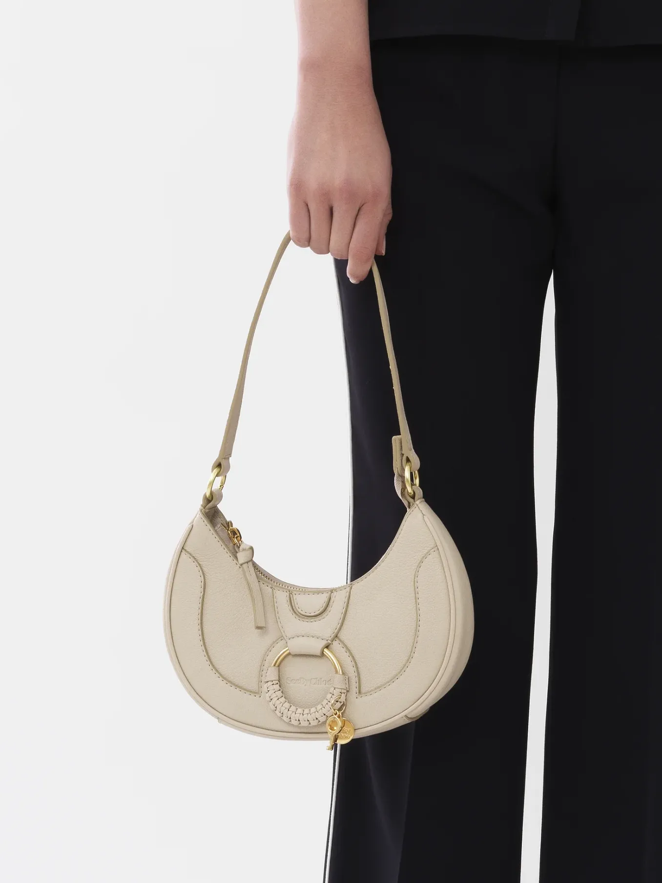 Women Chloé Hana Half Moon Bag