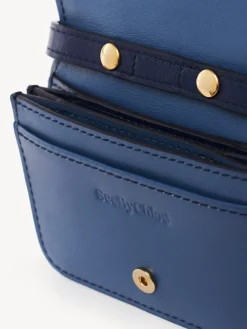 Women Chloé Layers Card Holder With Strap