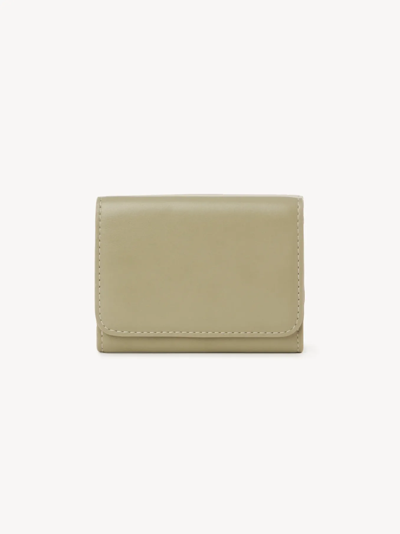 Women Chloé Layers Medium Tri-Fold