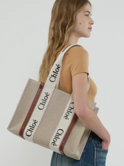 Women Chloé Medium Woody Tote Bag