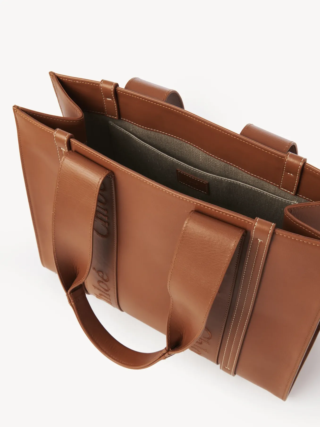Women Chloé Medium Woody Tote Bag