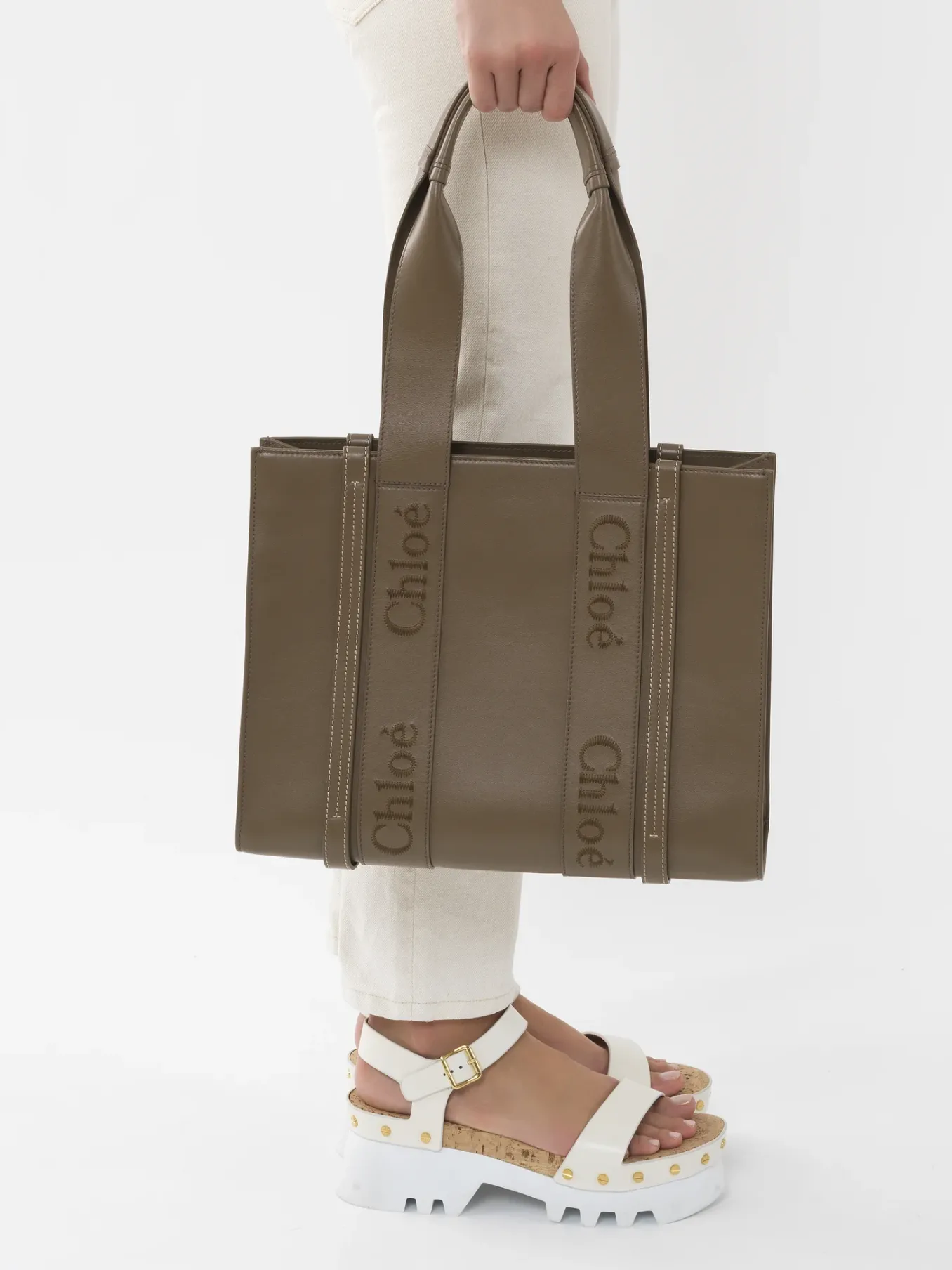 Women Chloé Medium Woody Tote Bag