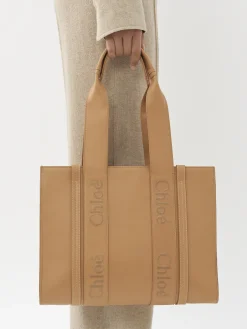 Women Chloé Medium Woody Tote Bag