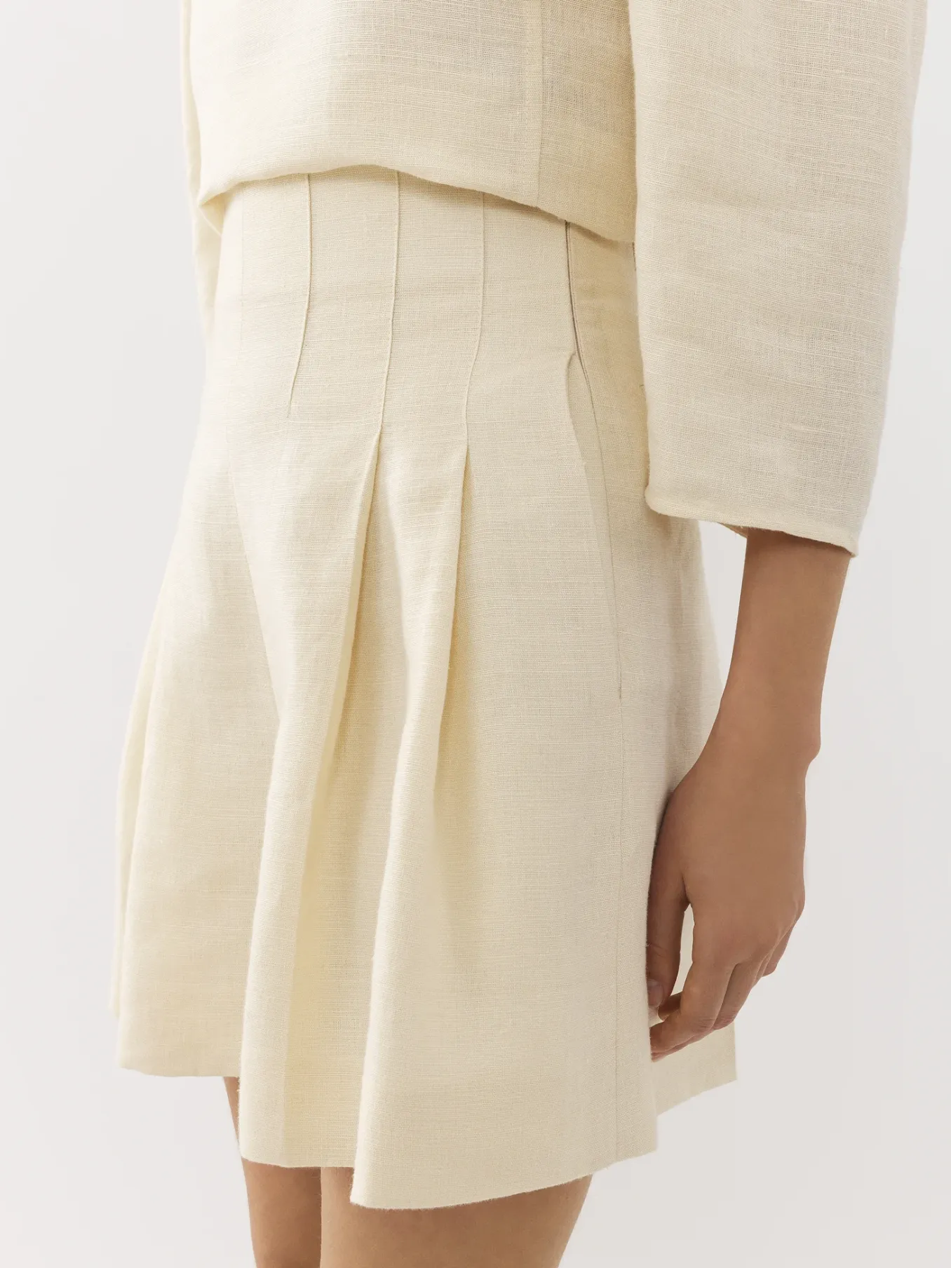 Women Chloé Pleated Shorts