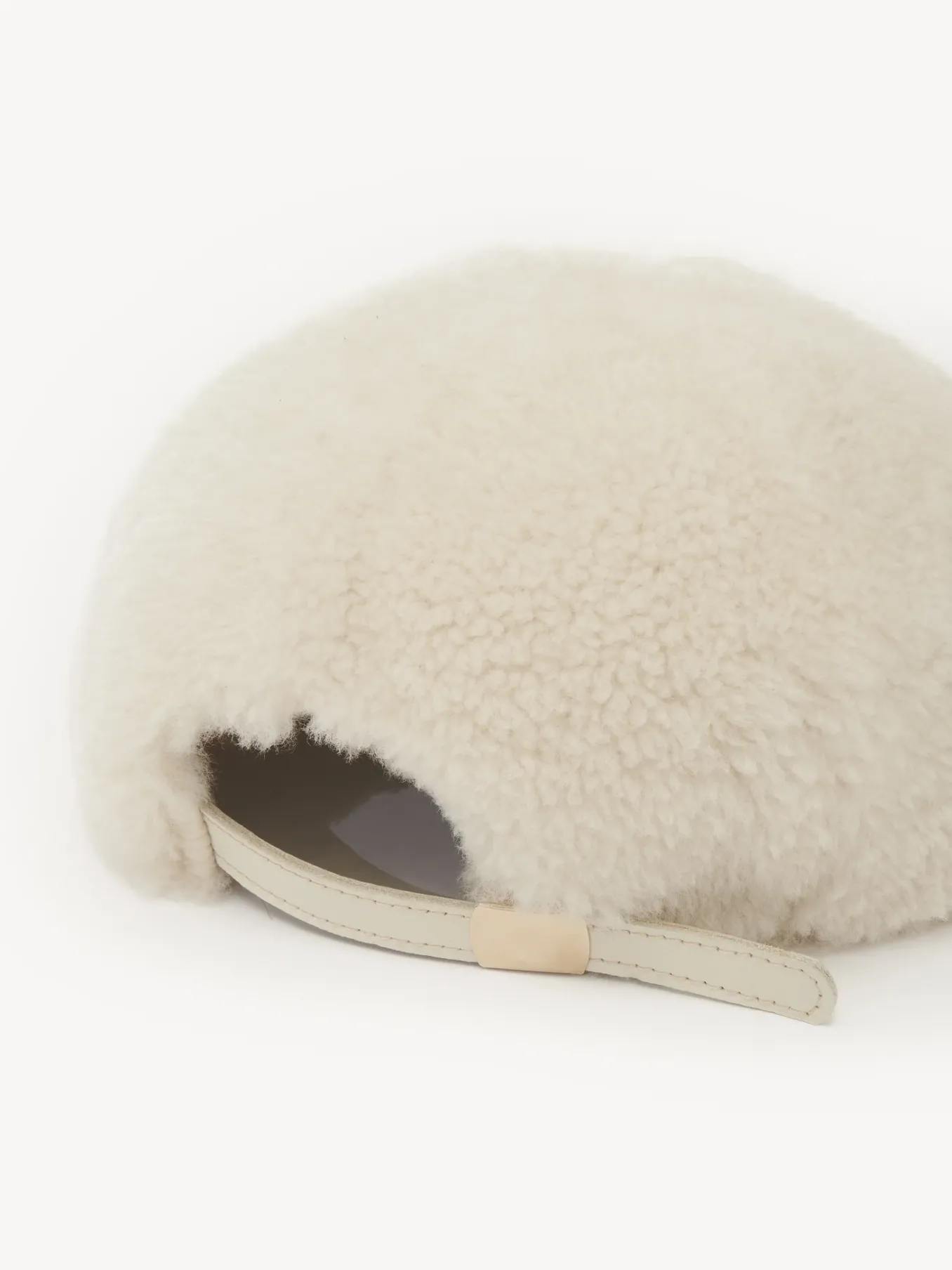 Women Chloé Shearling Cap