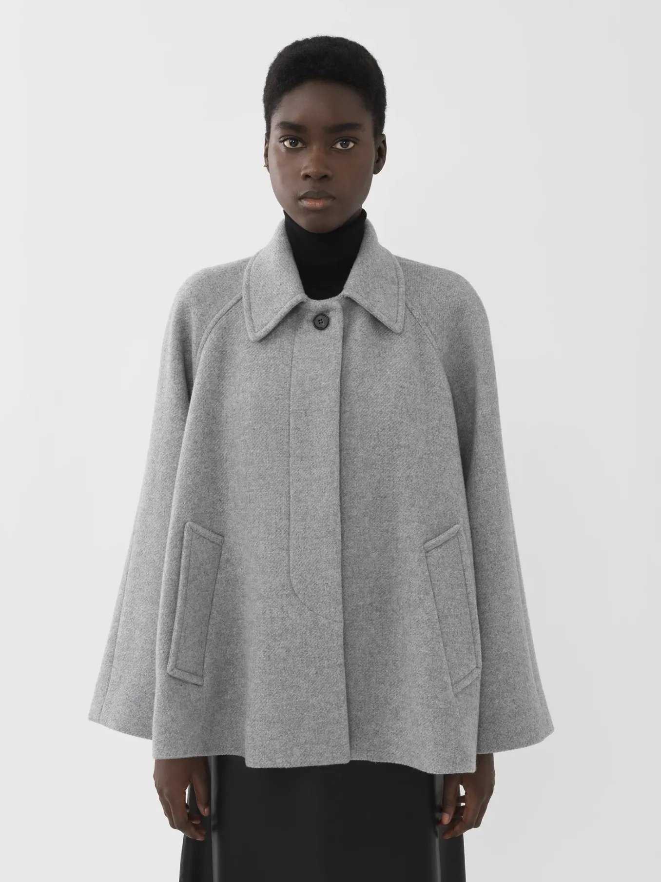 Women Chloé Short Cape Coat