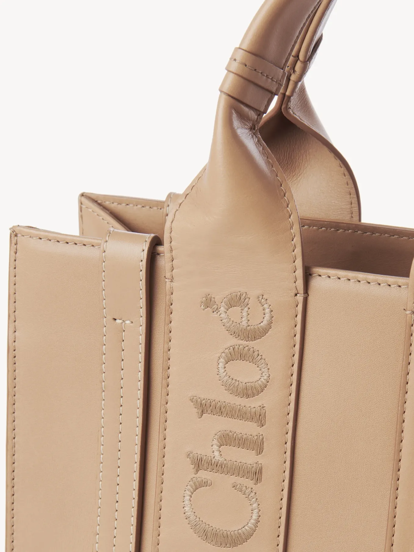 Women Chloé Small Woody Tote Bag