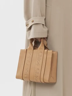 Women Chloé Small Woody Tote Bag