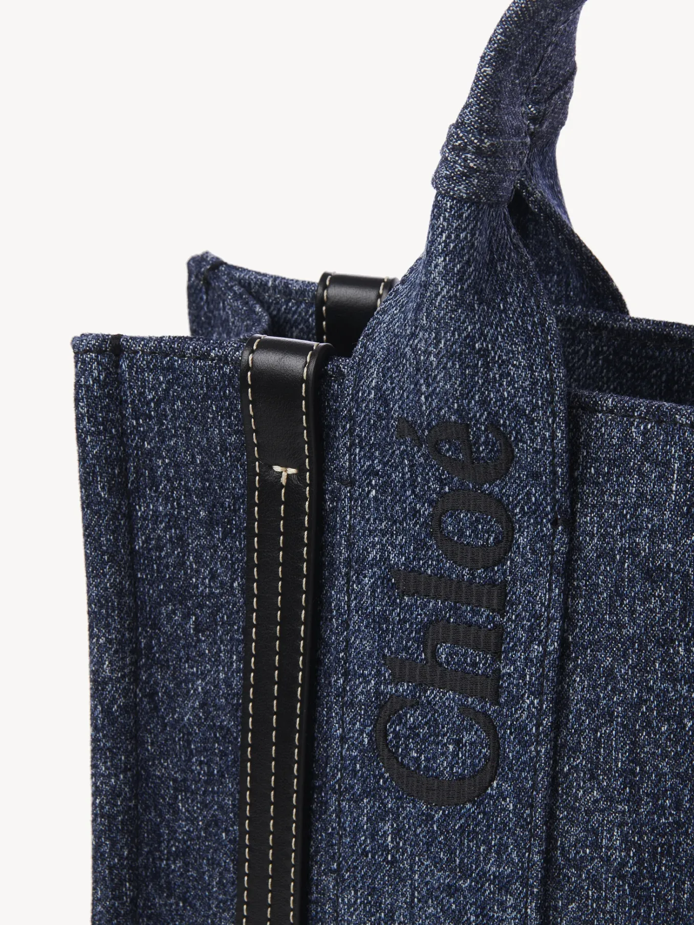 Women Chloé Small Woody Tote Bag
