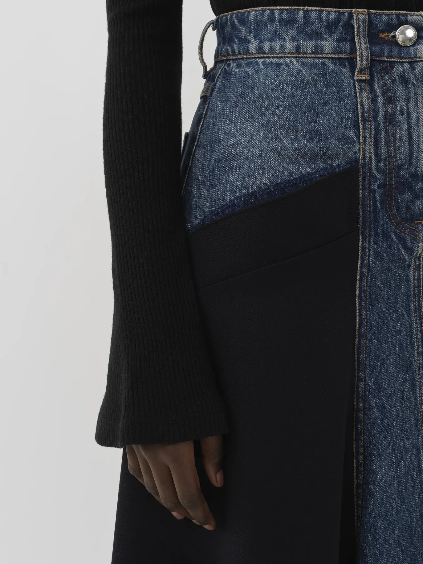 Women Chloé Trumpet-Sleeve Top
